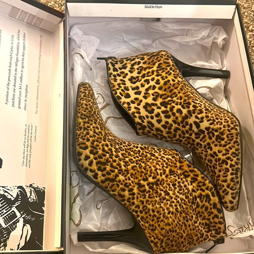 Carlos Santana leopard booties - Picture 7 of 8